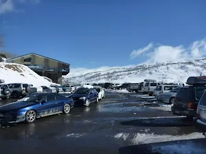 Car park at Guthega in winter