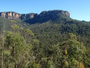 Perrys Lookdown from Lockleys Track