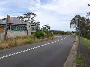 Solitary Restaurant