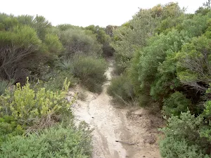 End of servie track before intersection