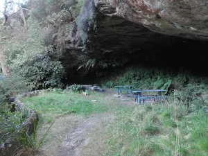 Lyrebird Dell cave