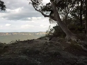 Rock with a view at Singa-Jingawell Creek Campsite