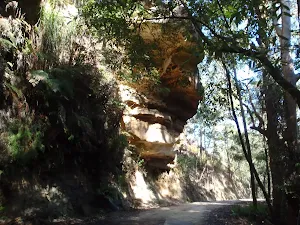 Cliff south of Dubbo Gully Rd Gate