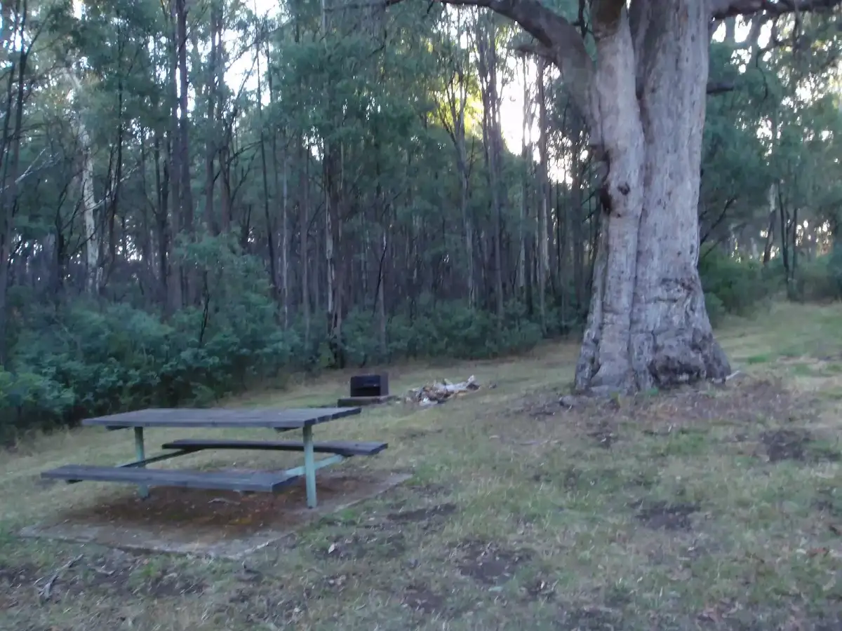 Black Perry Rest area