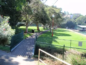Path into Anderson Park