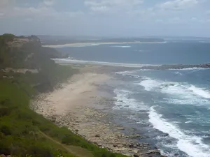 View of the coastline and Spoon Rocks Spit in the Wallarah Pennisula
