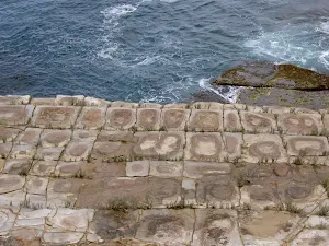 Cliff side Rock patterns