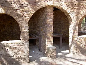 Shelter at Evans Lookout