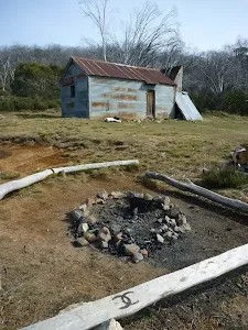 Round Mountain Hut
