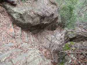 Rock steps into Florabella Pass