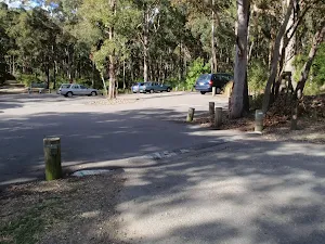 Yuelarbah car park