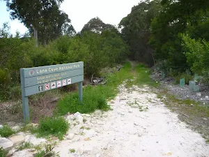 Track near north eastern corner for De Burghs Bridge