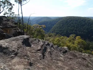 Rock platform on route to Lost World Lookout