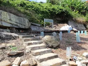 Final steps leading to the sand at Queens Beach