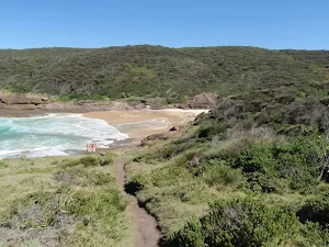 Walking towards Snapper Point beach