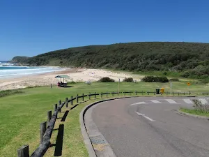The end of Frazer Beach Rd