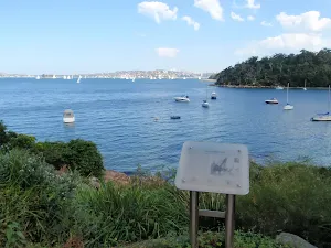 Information sign with a view