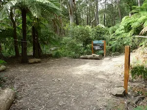 Intersection near the Northern Ruined Castle campsite