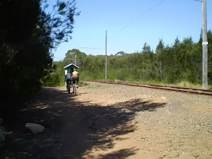 The servicetrail beside the tramway line