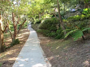Path at the north western side of Cremorne Point