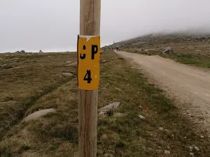 4km to Charlotte pass