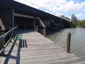 Crossing under the Henry Lawson Drive bridge