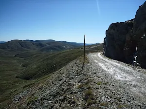 Rock cutting on the old summit road