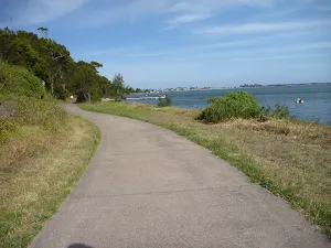 Views of Lake Macquarie from the Foreshore Track