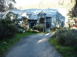 Houses at the back of Crackenback Ridge
