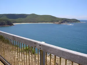 Gerrin Point lookout to Maitland Bay