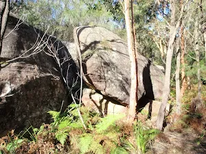Boulders near the start of split rock trail