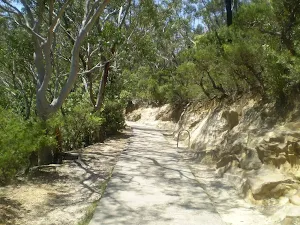 The Three Sisters footpath