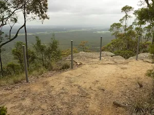 Western viewpoint on Mt Sugarloaf.