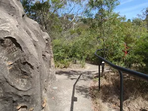 Track passing 'cave' at Reids Plateau Picnic area