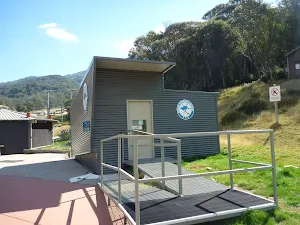 Disabled Wintersport building
