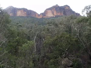 Cliffs above Grose River