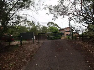 Cascades Trackhead at Stone Pde