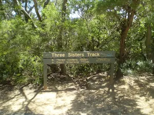Three Sisters Sign