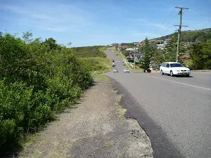 Caves Beach Road in Caves Beach