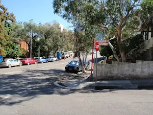 Int of Hipwood St & High St