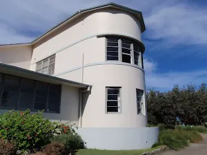 The Gap Bluff centre