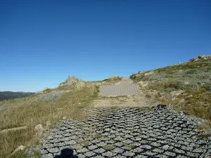 Main Range Track south of Carruthers Creek