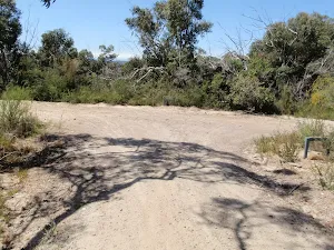 Int of Rocky Ponds and Girrakool tracks