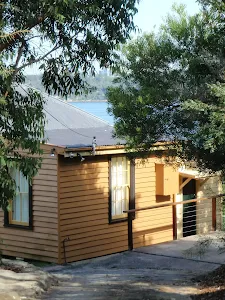Steele Point Cottage