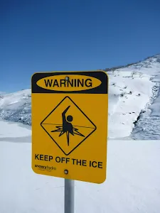 Good reminder to stay well clear of the ice