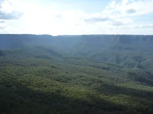 Looking up the Kedumba Valley